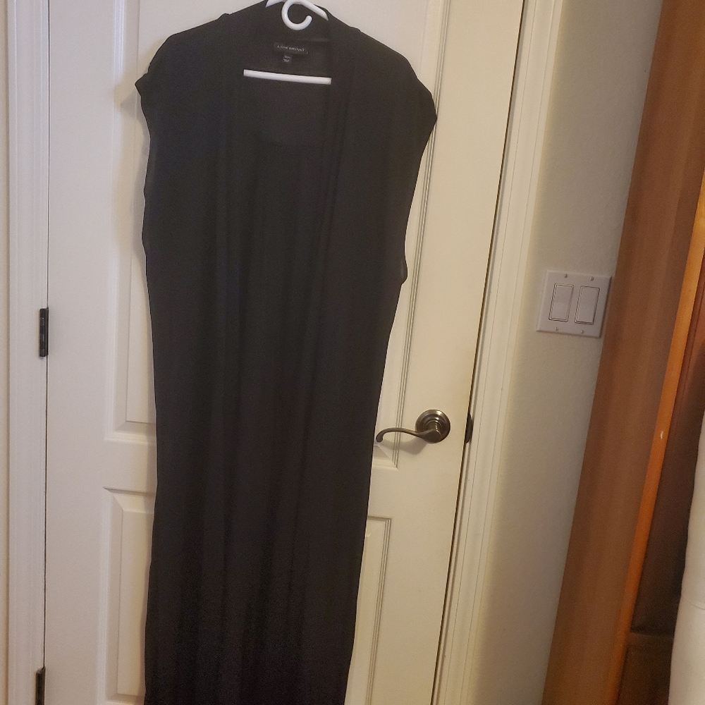 Lane Bryant 22W/24W long elegant lightweight sleeveless shoulder shrug